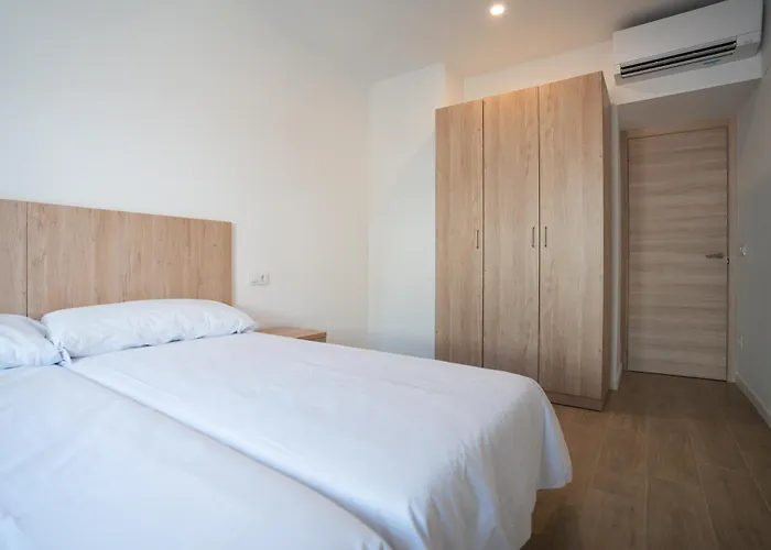 Lets Holidays Centric & Near The Sea Victoria 3 Apartment Tossa de Mar