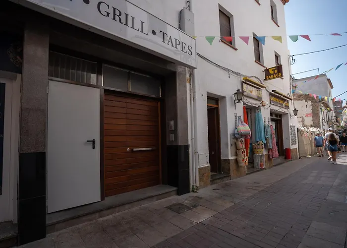 Apartment Lets Holidays Centric & Near The Sea Victoria 3 Tossa de Mar